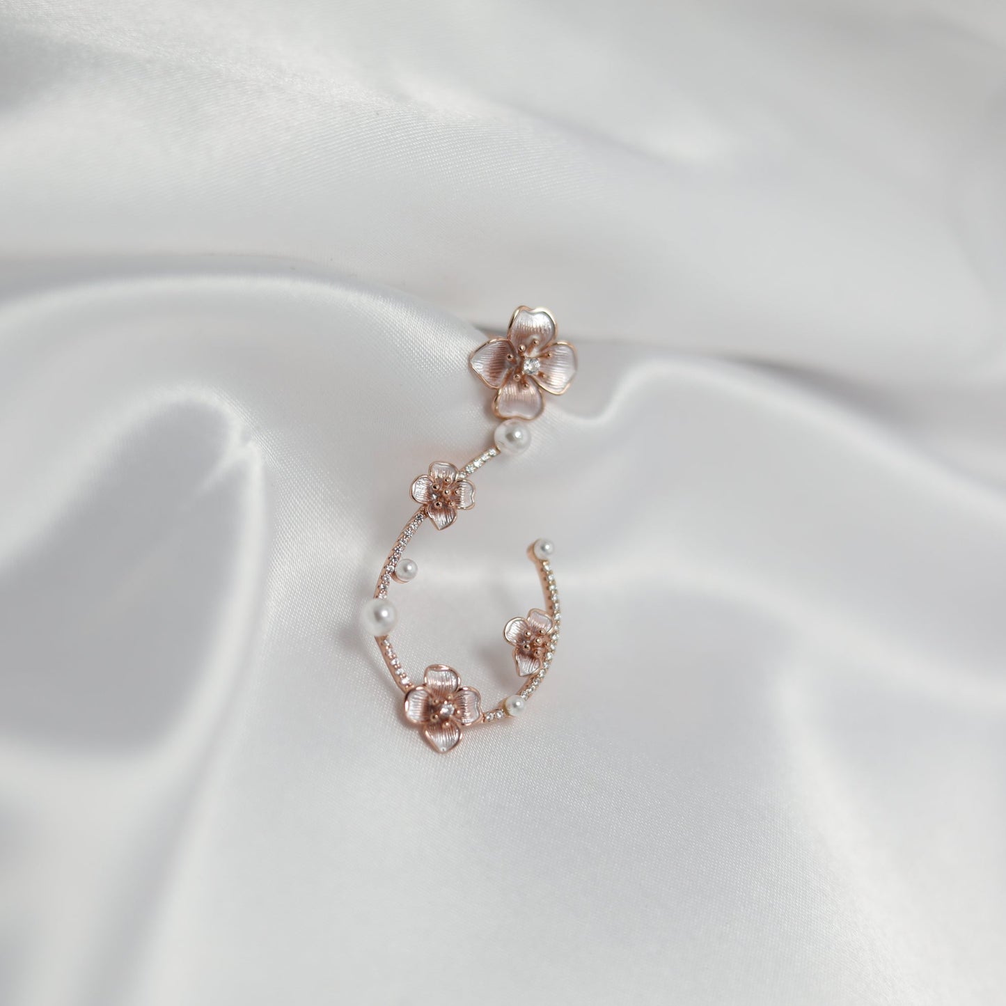 Rosé Bloom Pearl Hoop Earrings