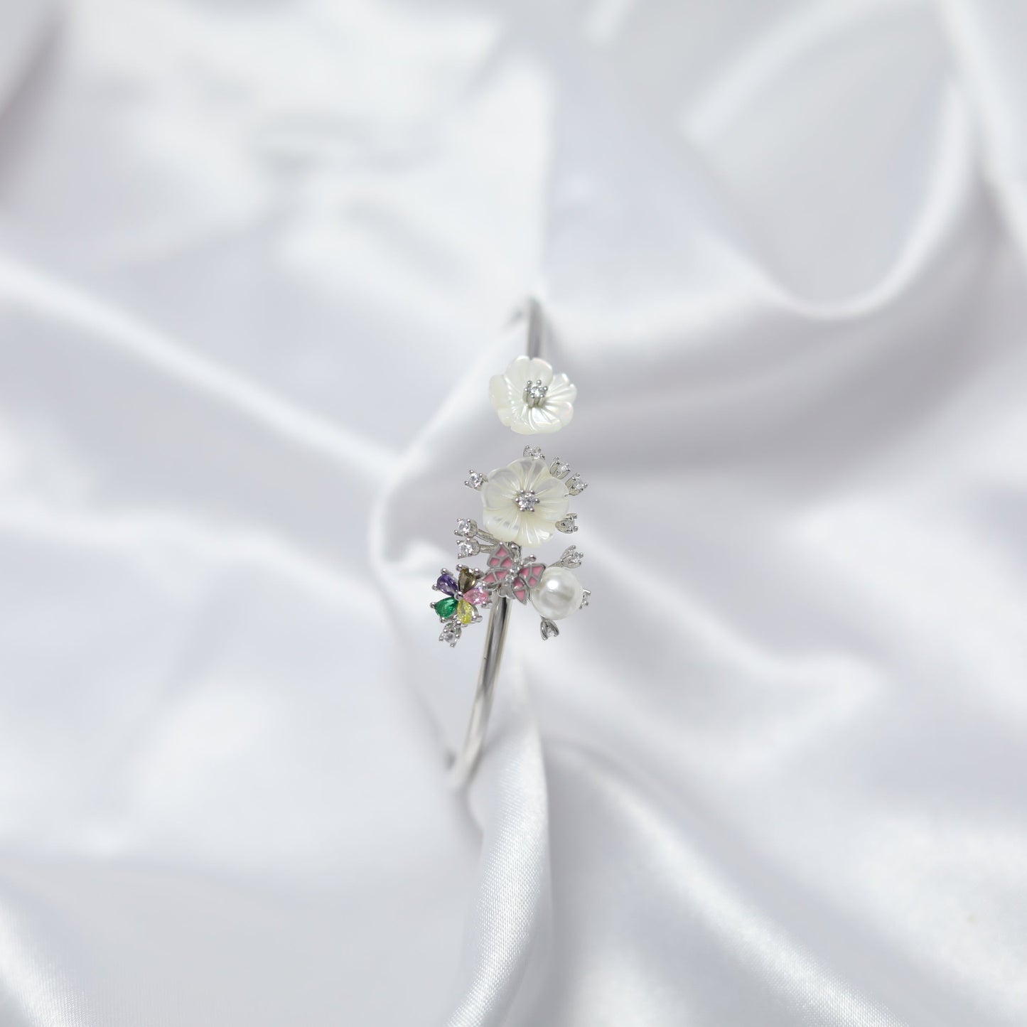 Gulnaaz Floral Kada