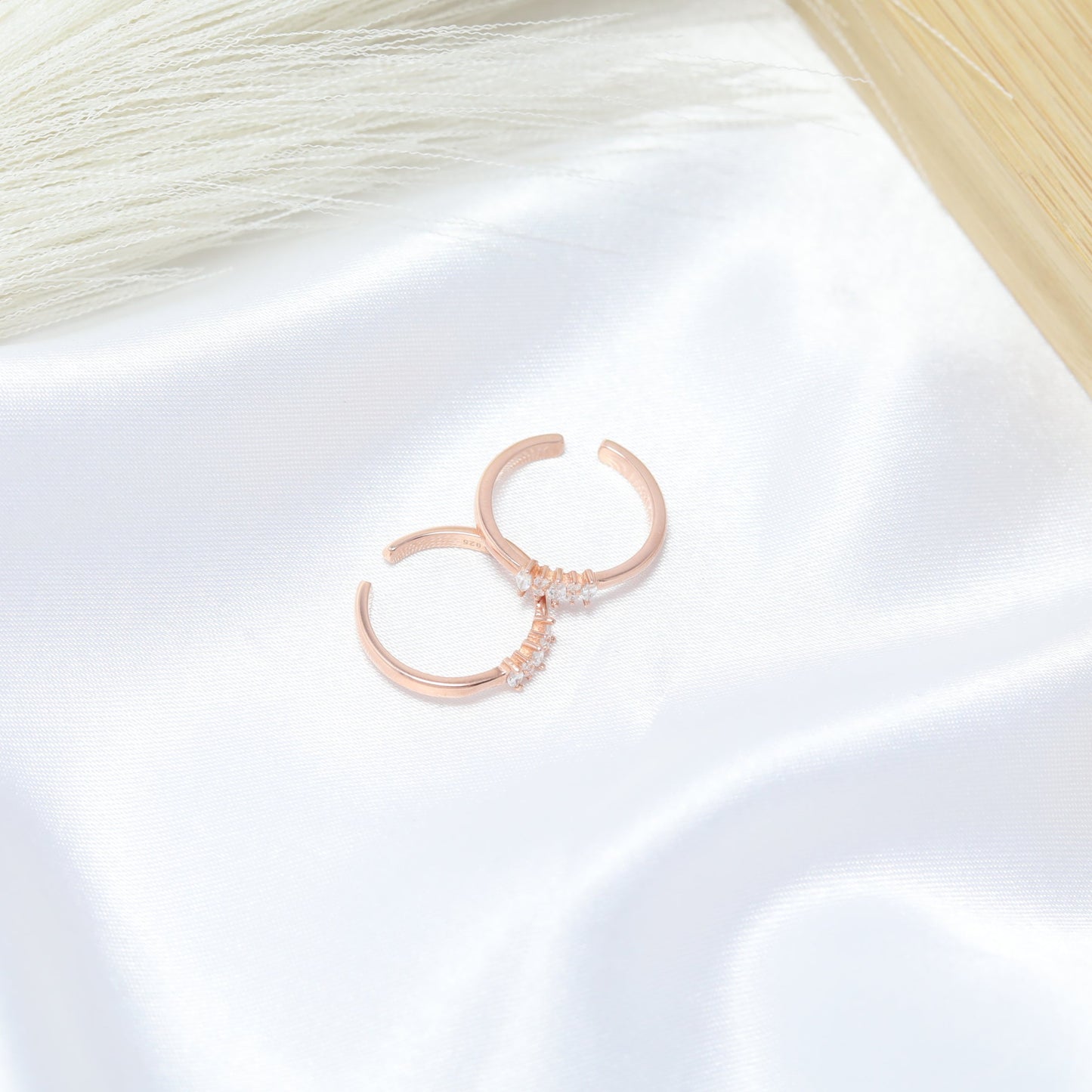 Minimal Spark Toe Rings