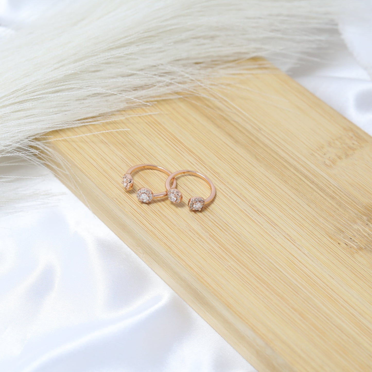 Rosé Radiance Toe Rings
