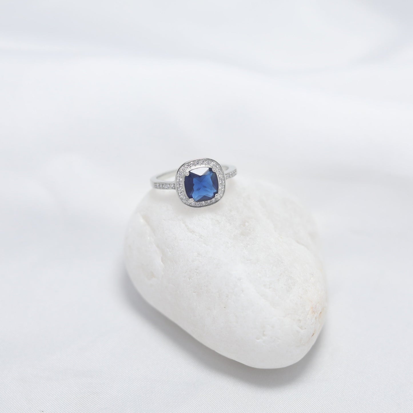 Shimmer Glow Ring