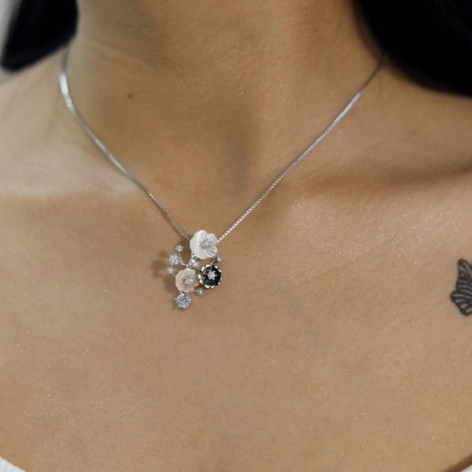 Floral Elegance Pendant set