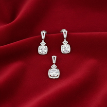 Load image into Gallery viewer, Regal Cushion Set