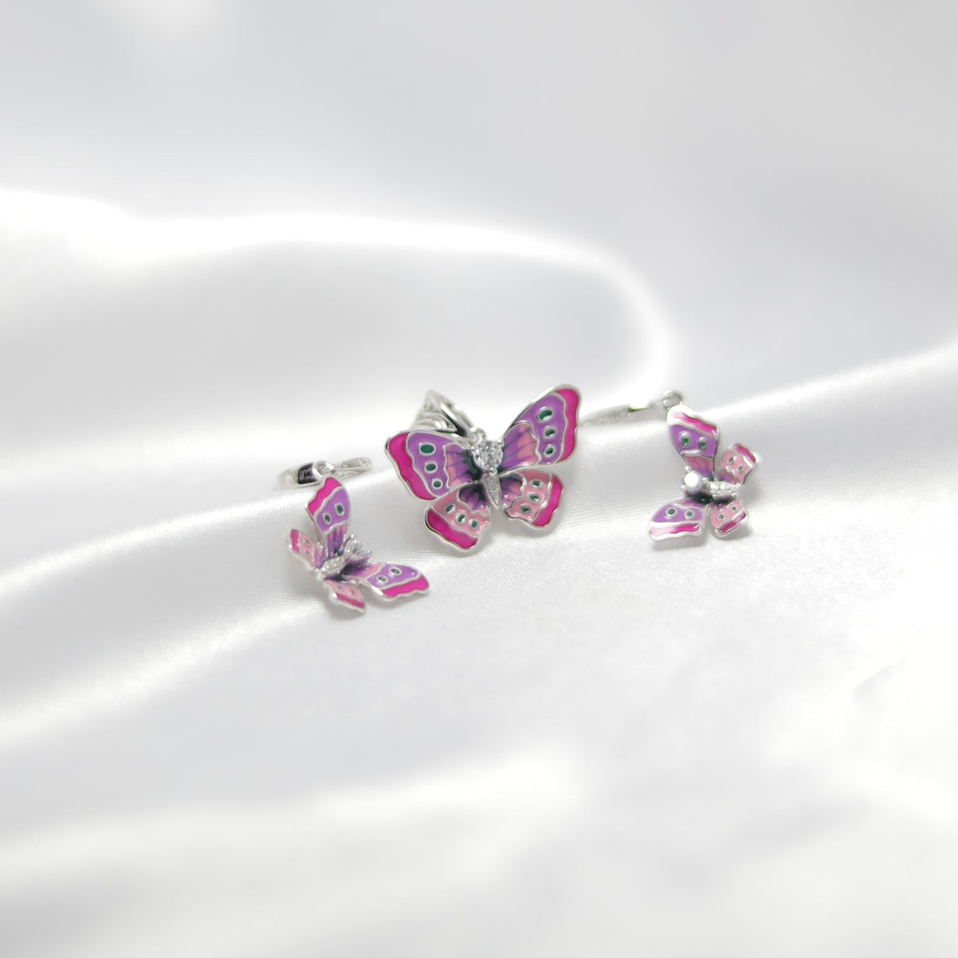 Mystic Flutter Pendant Set | 92.5 silver