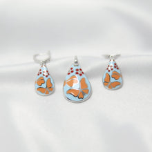 Load image into Gallery viewer, Butterfly whispers pendant set | 92.5 silver