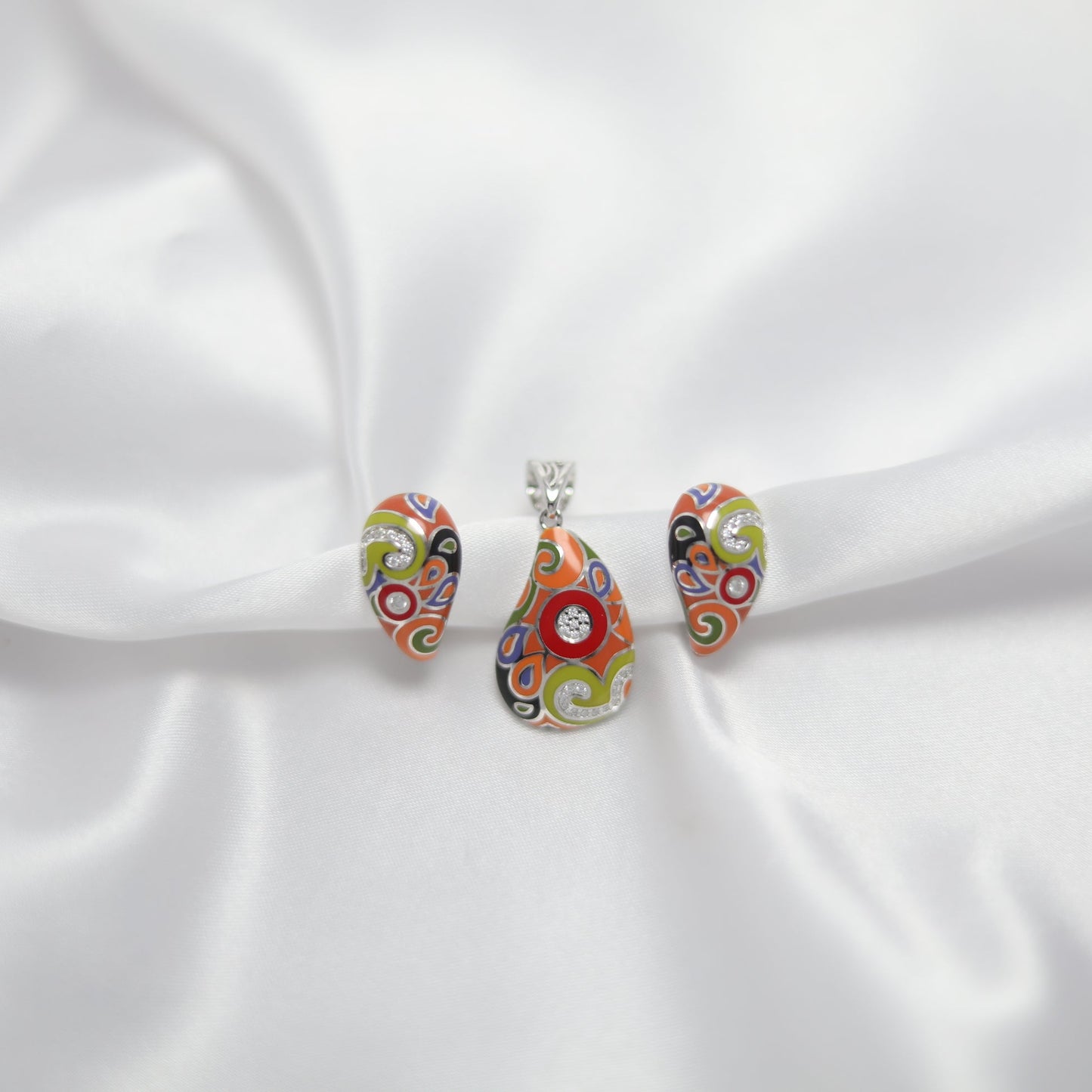 Vibrant Drop Pendant set | 92.5 silver
