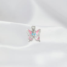 Load image into Gallery viewer, Fluttering Grace Pendant