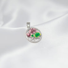 Load image into Gallery viewer, Lotus blossom Pendant