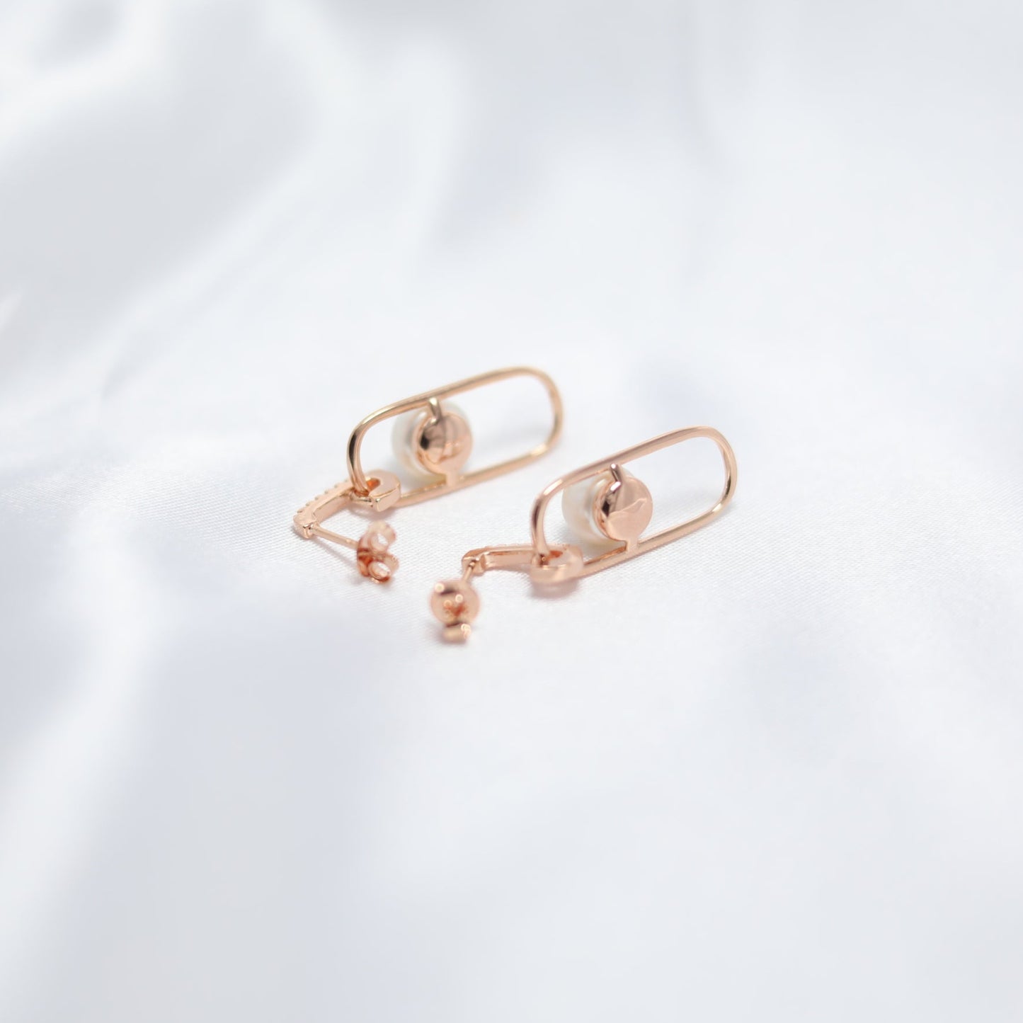 Pearl Drop Earring