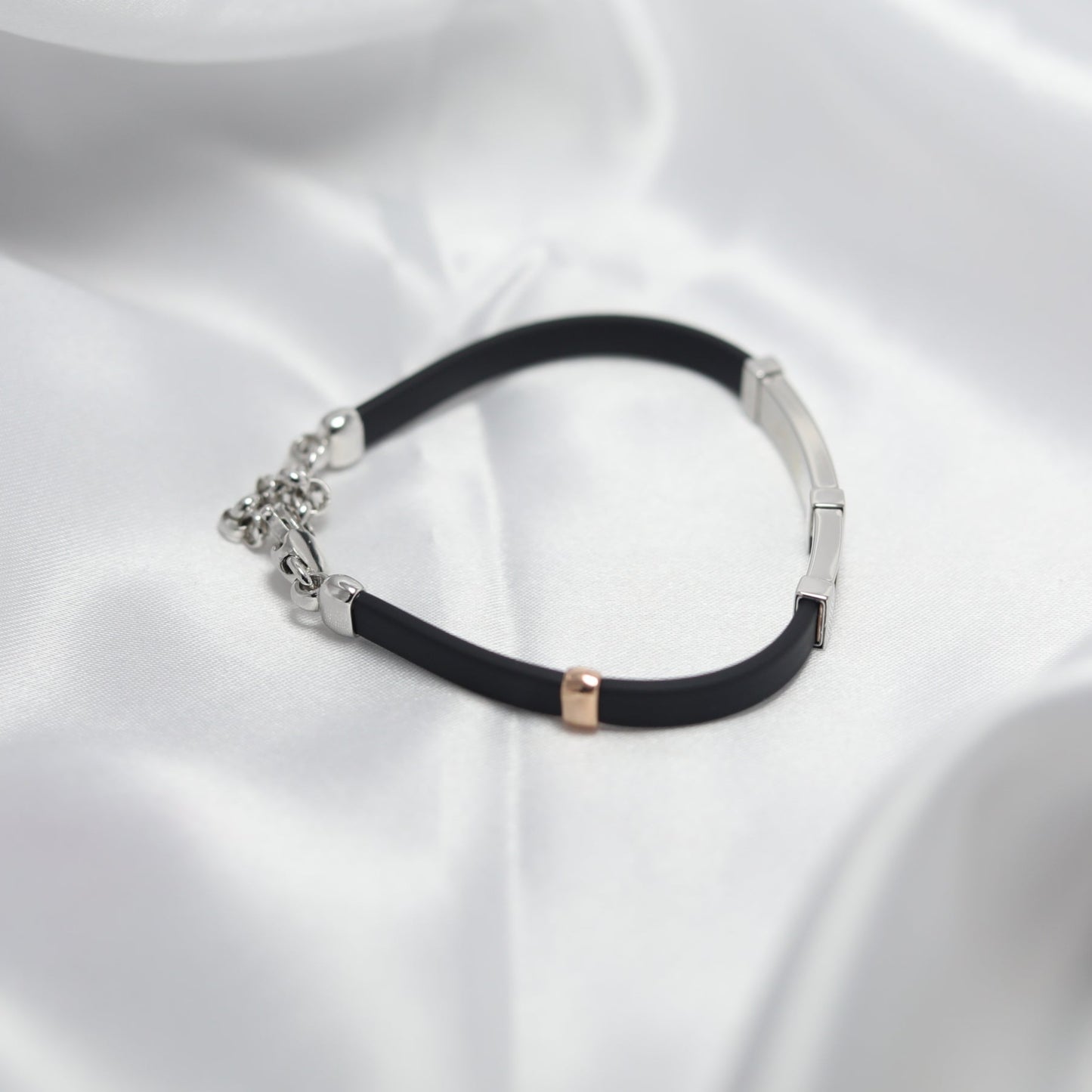 Titan Noir Bracelet