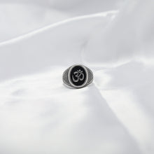 Load image into Gallery viewer, Om Signet Ring