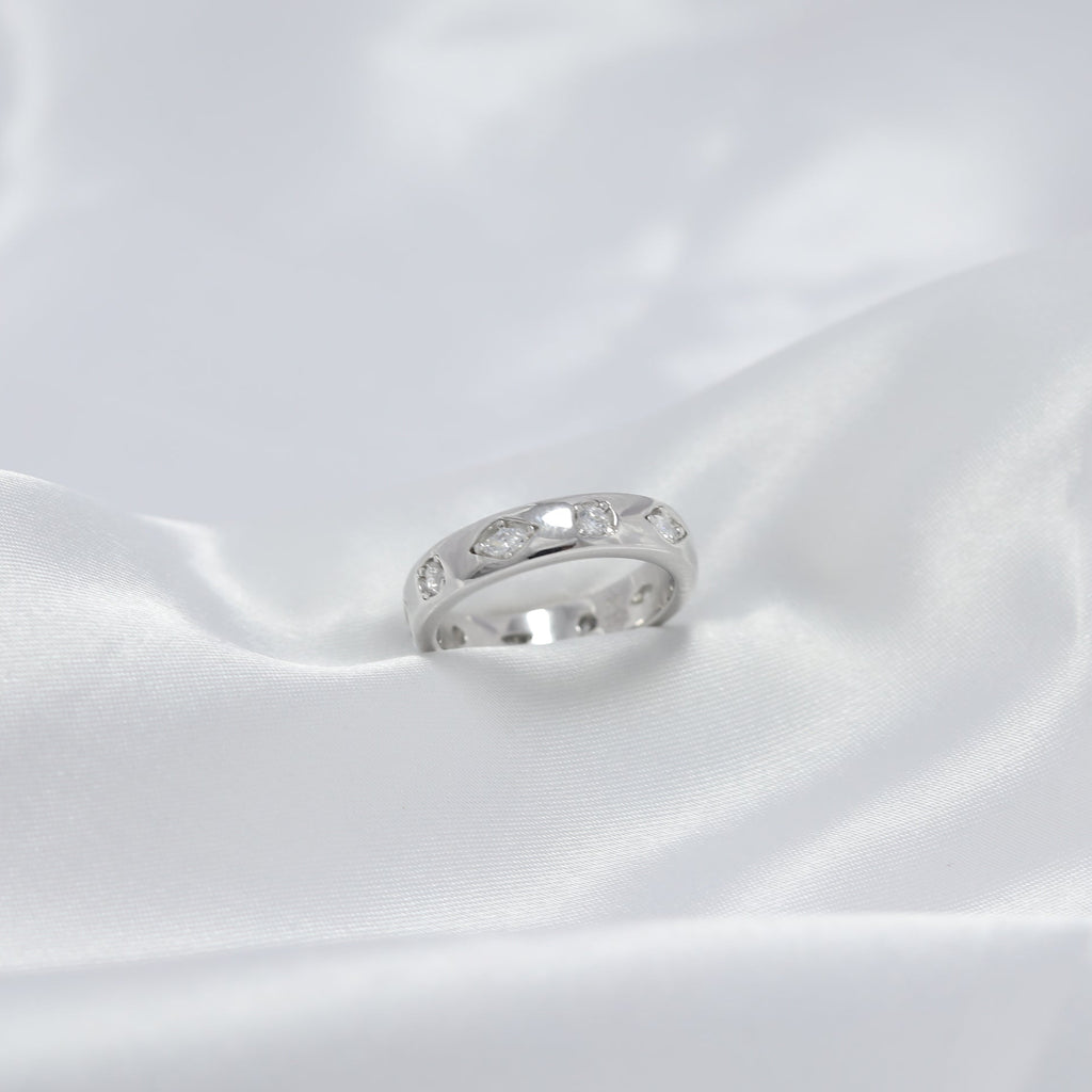 Classic Diamond Band