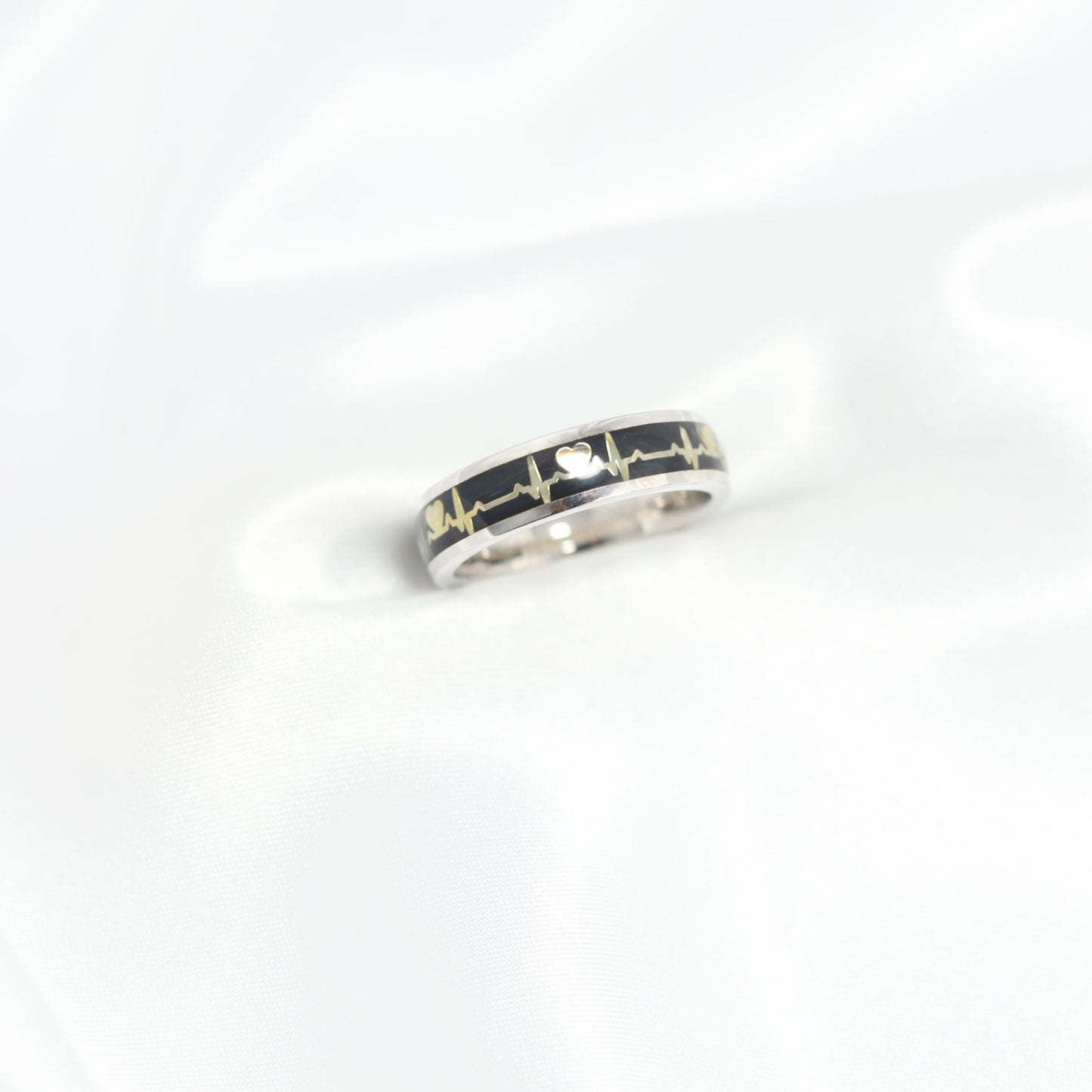Heartbeat Ring
