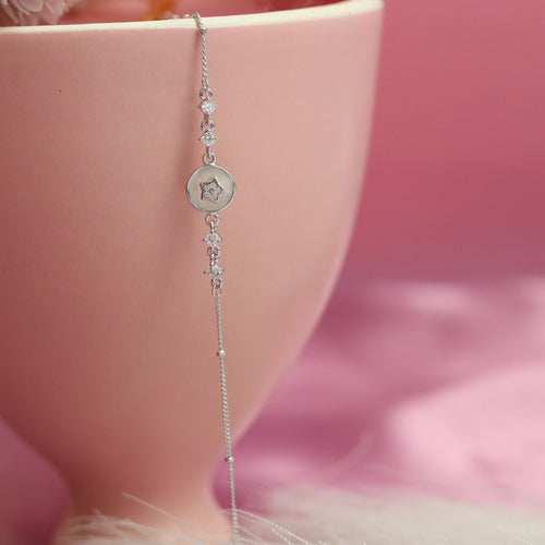 Celestial Elegance – The Starry Glow Bracelet