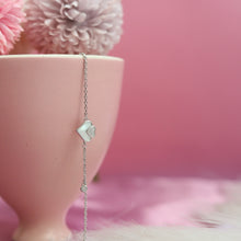 Load image into Gallery viewer, Mother of Pearl Heart Bracelet – A Symbol of Love &amp; Elegance