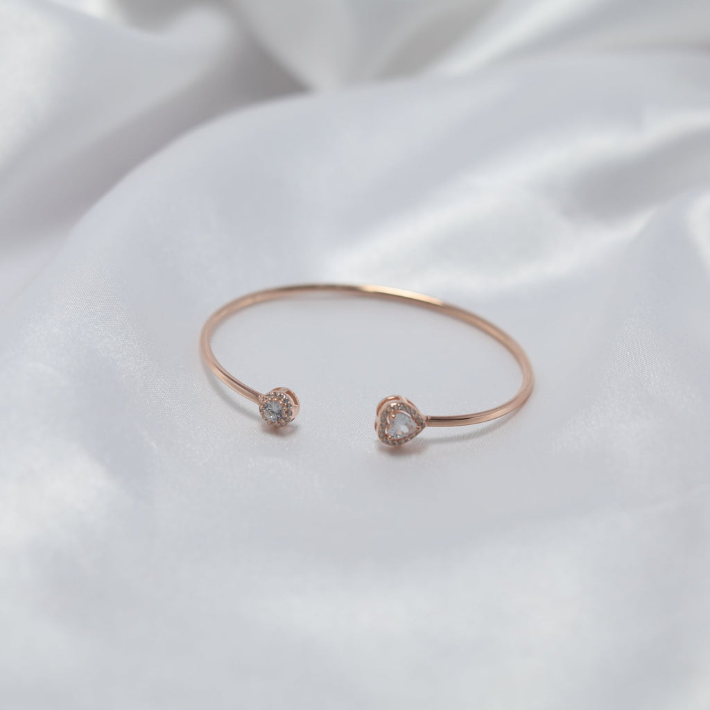 Eterna Love Kada
