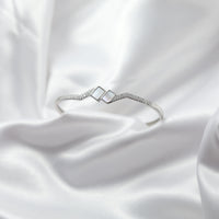 Pearl Prism Kada