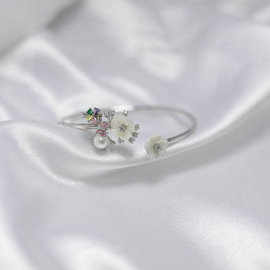 Gulnaaz Floral Kada
