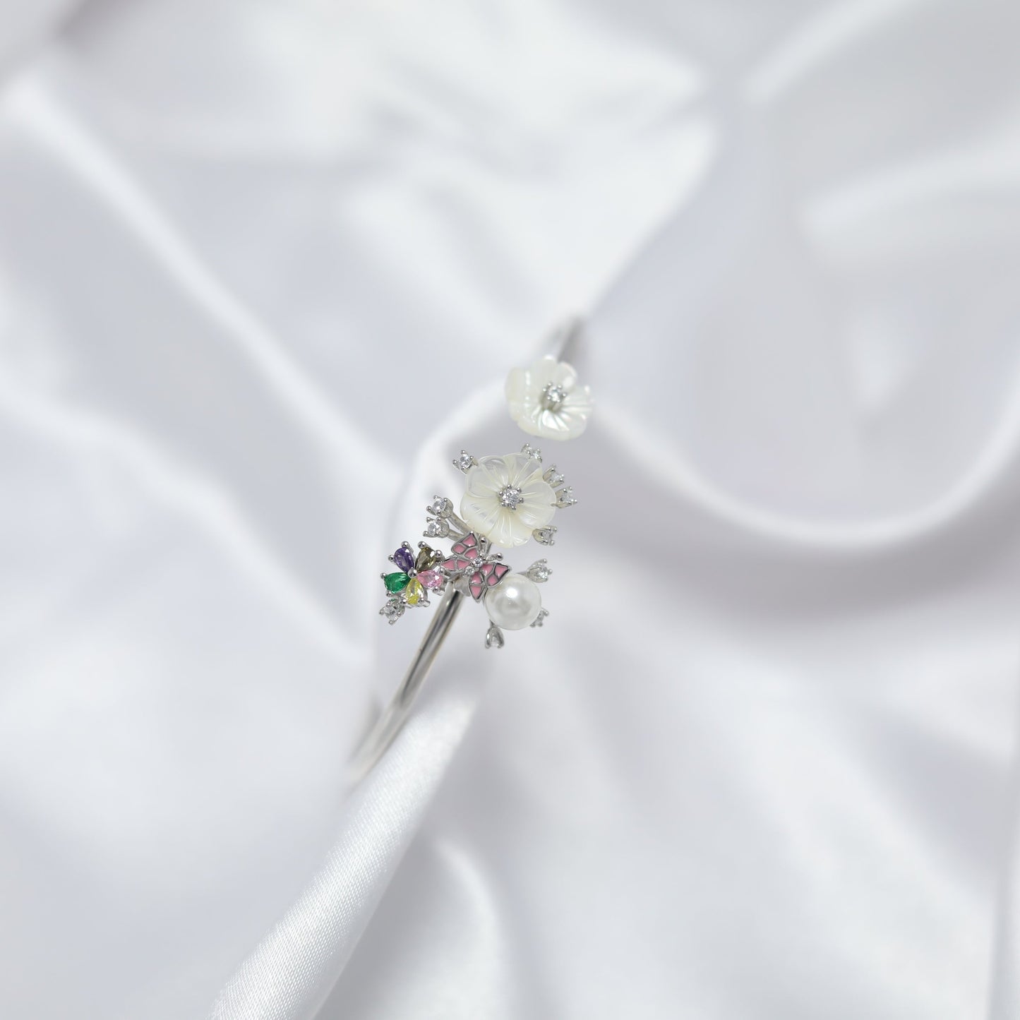 Gulnaaz Floral Kada