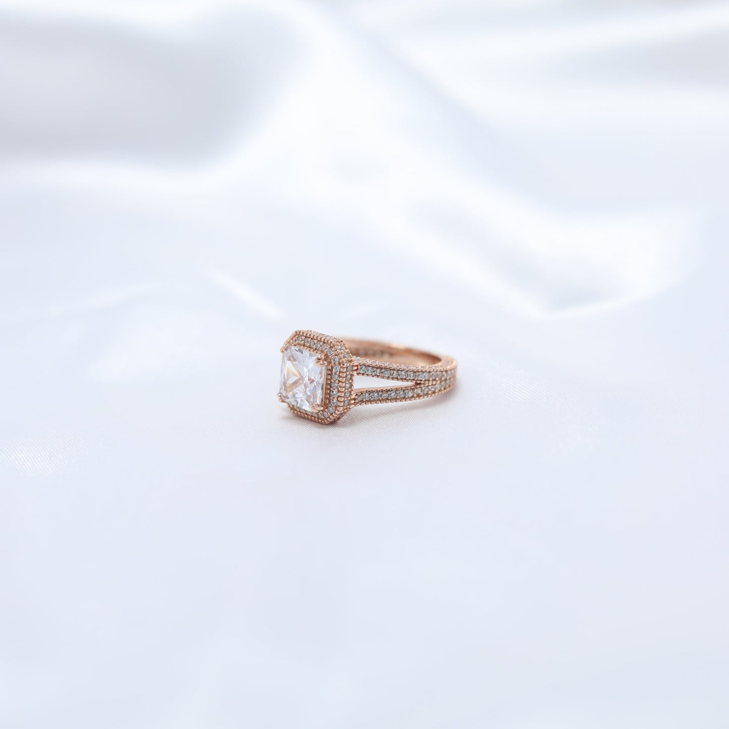 Eternal Glow Ring