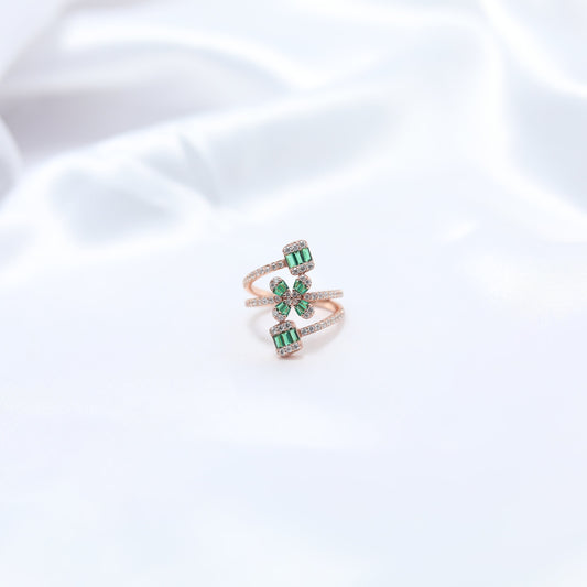 Emeralo Ring