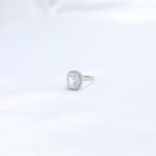 Aurora Ring - White