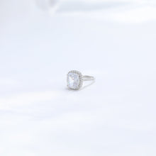 Load image into Gallery viewer, Aurora Ring - White