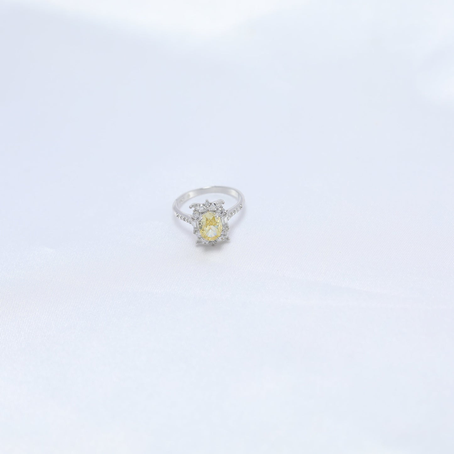 Rimjhim Ring - Yellow