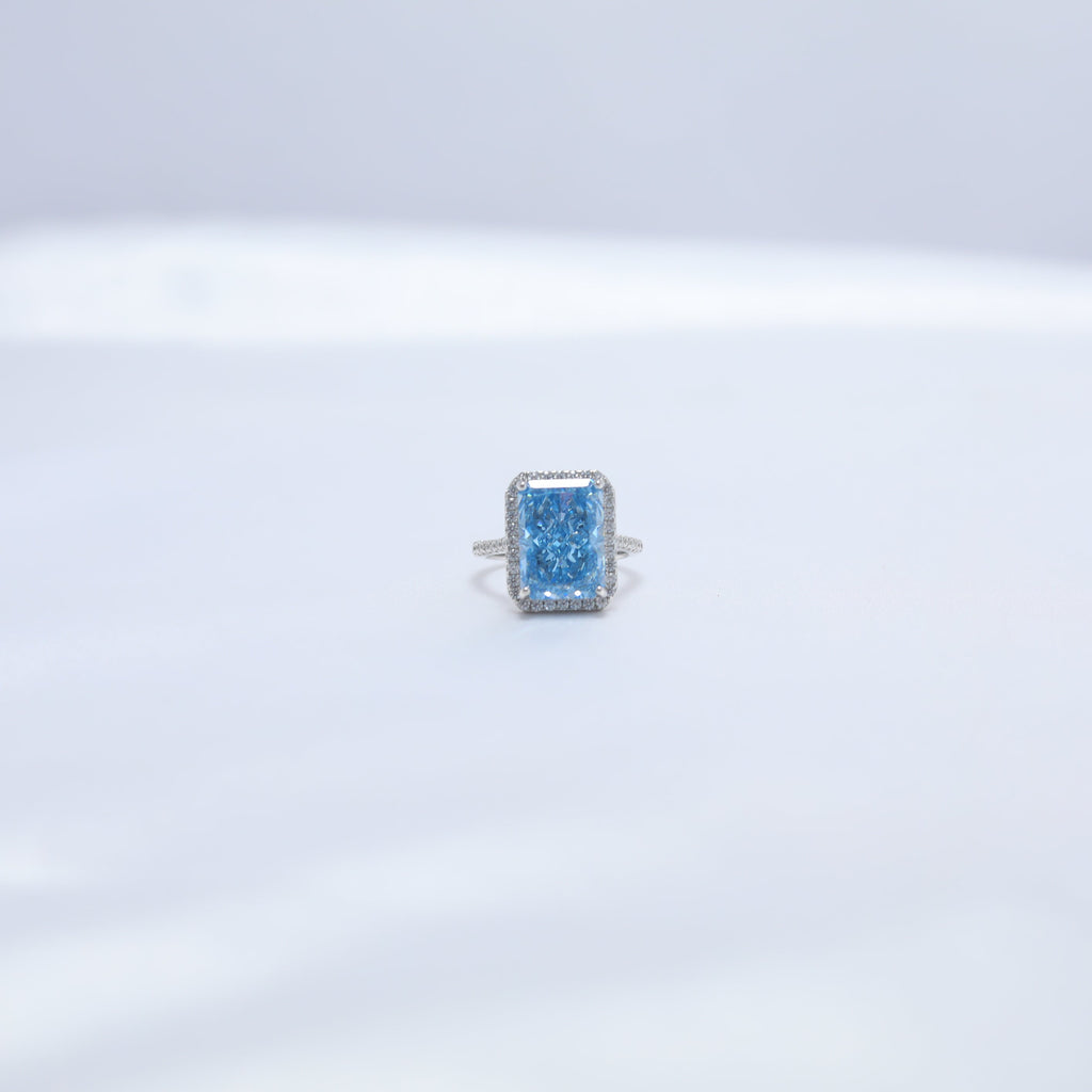 Neela Amber Ring