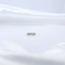 Load image into Gallery viewer, Noor Petal Ring