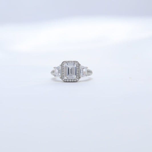 Alayra Regal Ring