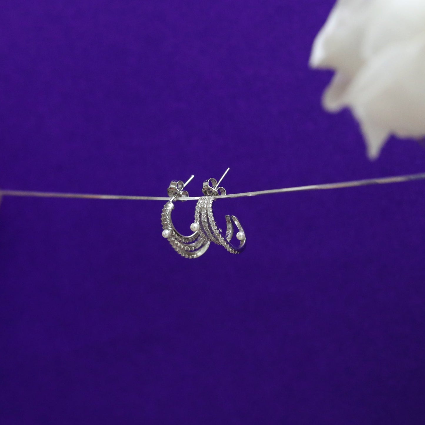 Noorika Hoops
