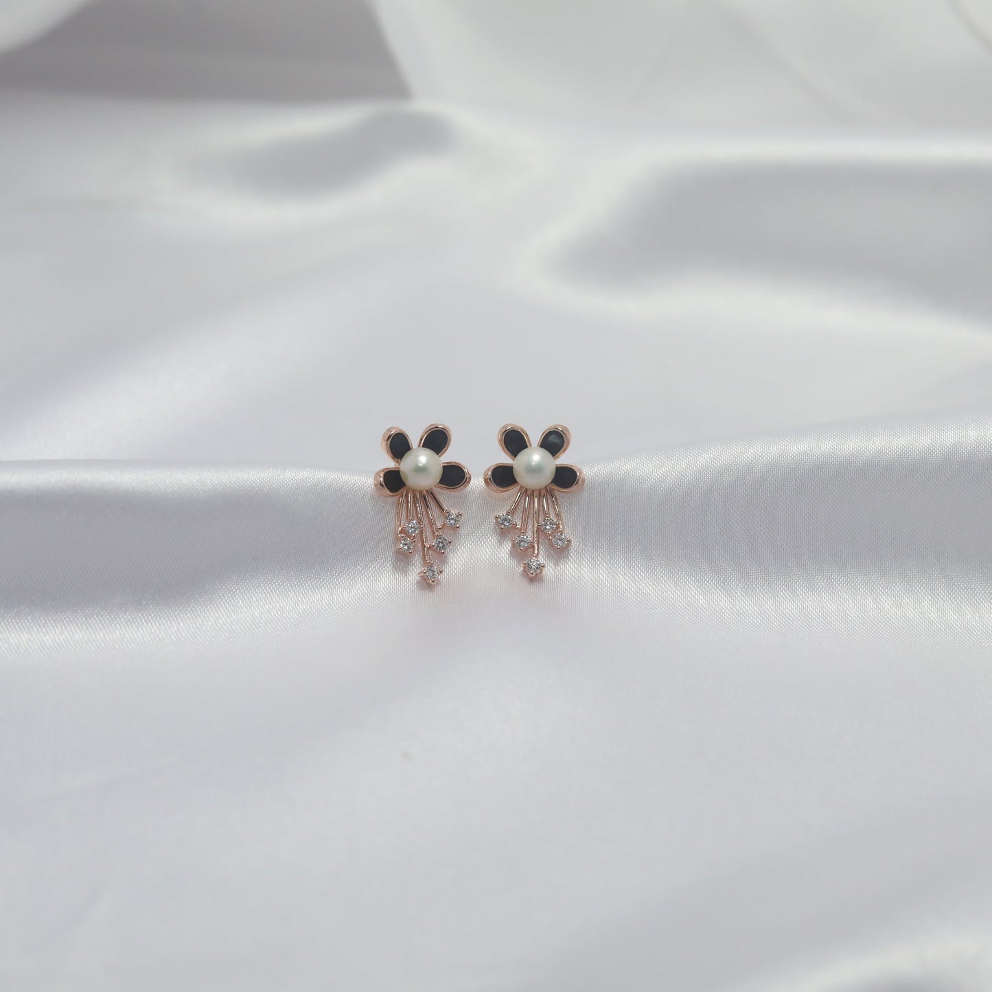 Midnight Bloom Pearl Earrings