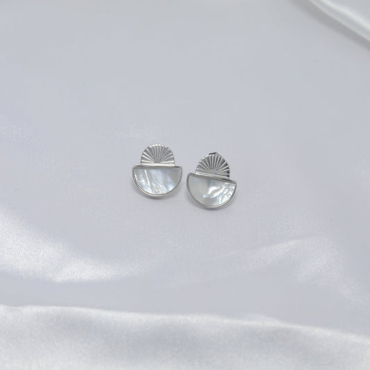 Sun n Moon Earring