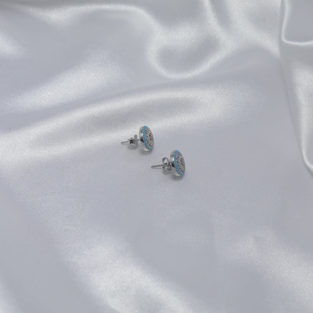 Nazariya Studs