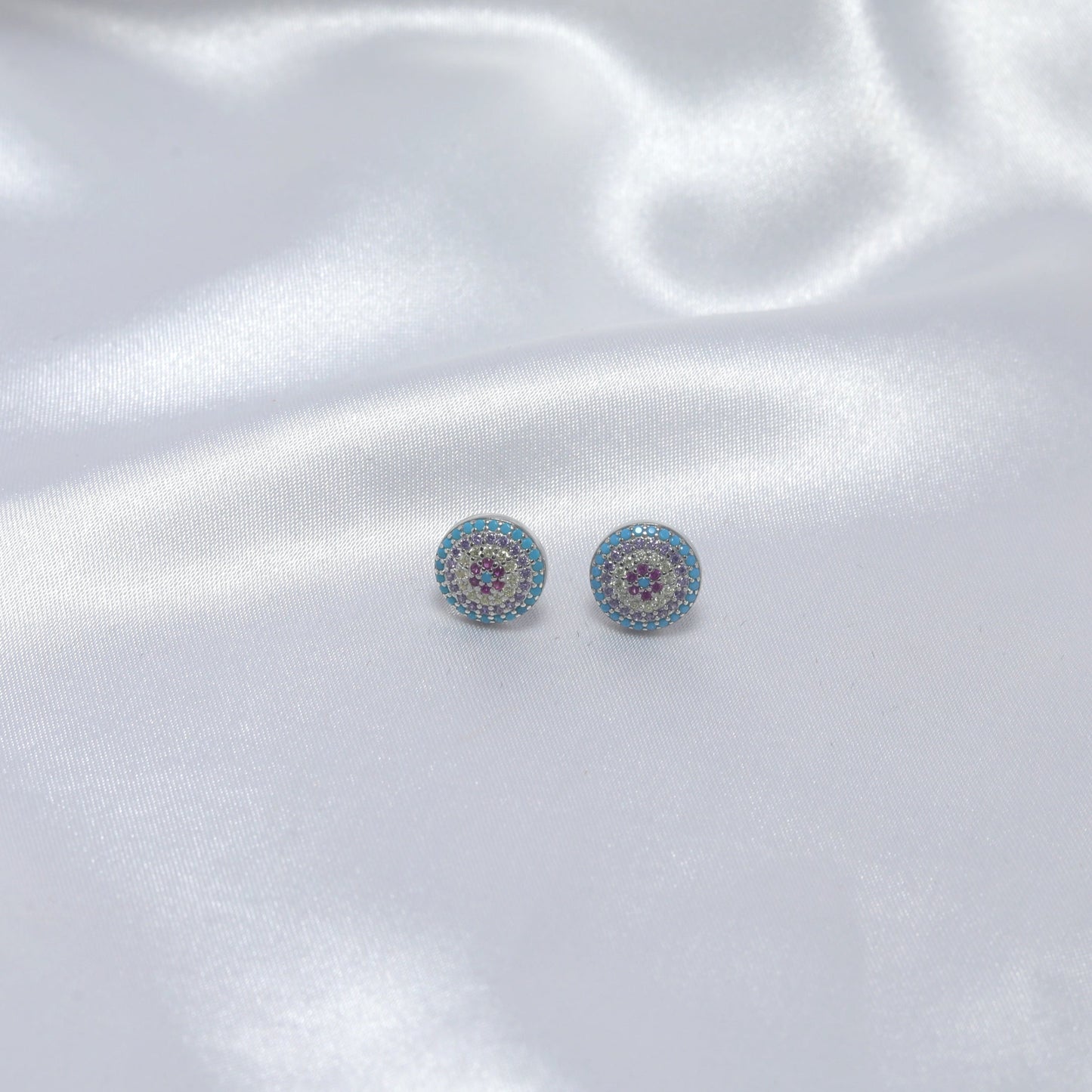 Nazariya Studs