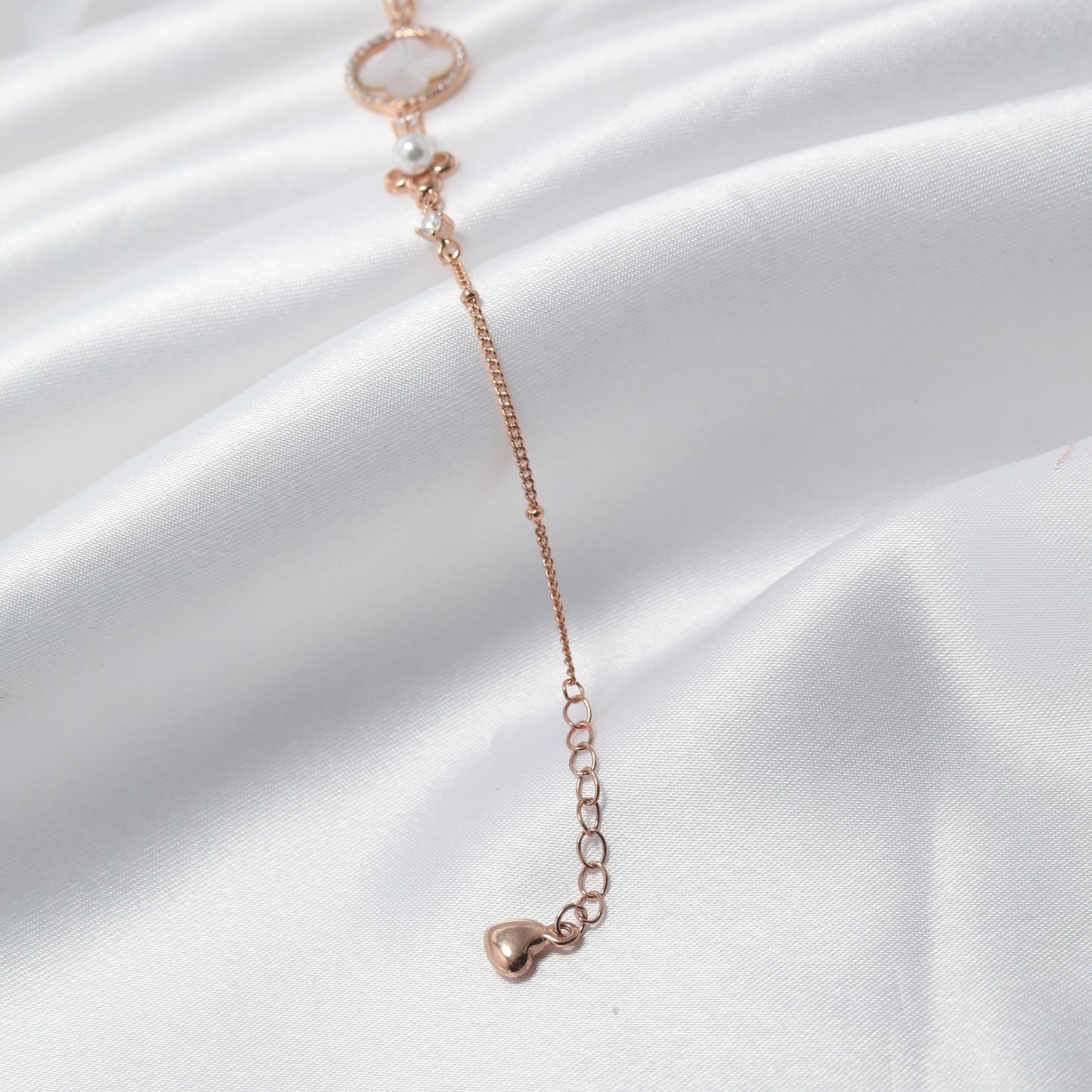 Graceful Bloom: Mother of Pearl Silver Bracelet