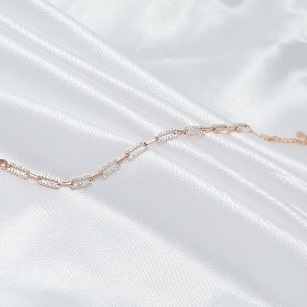 Linked IT Bracelet