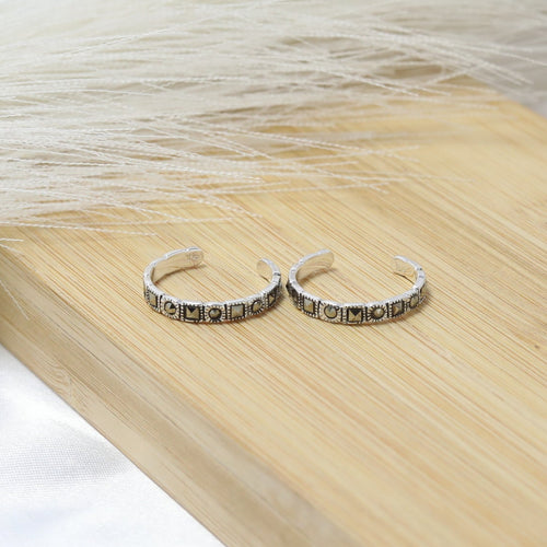 Meera Toe ring