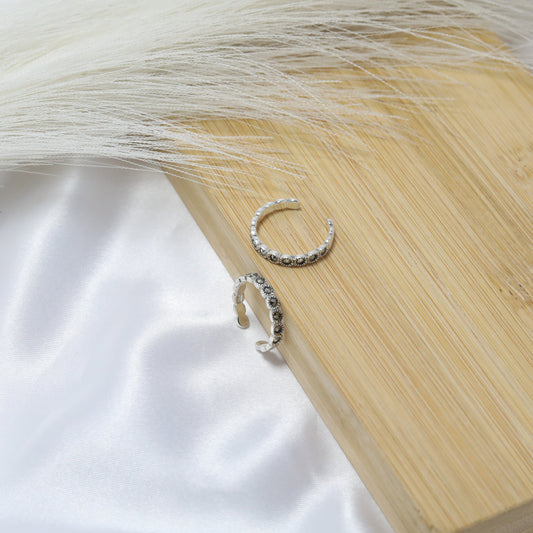 Meera Toe ring