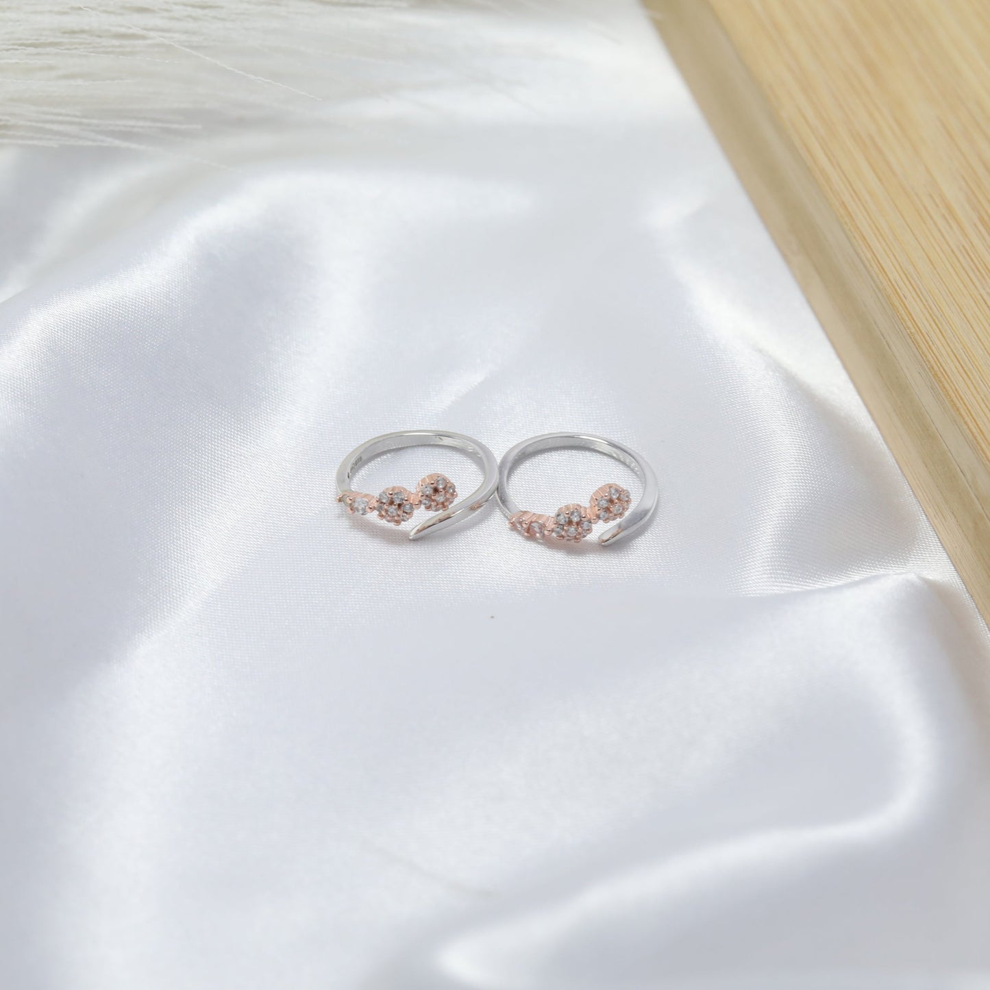 Twilight Spark Toe Rings
