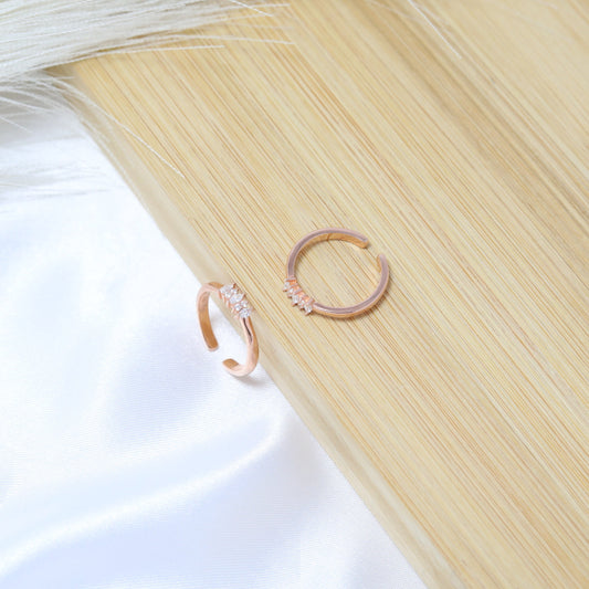Minimal Spark Toe Rings