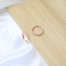 Load image into Gallery viewer, Minimal Spark Toe Rings