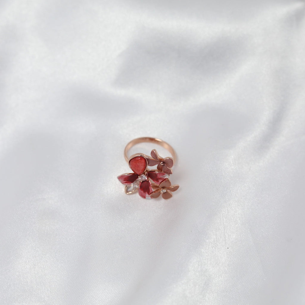 Roselle Bloom