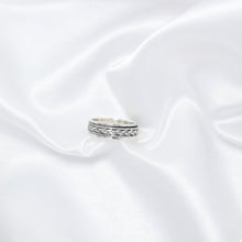 Load image into Gallery viewer, Braided Revolve Band