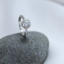 Load image into Gallery viewer, Ziva Ring