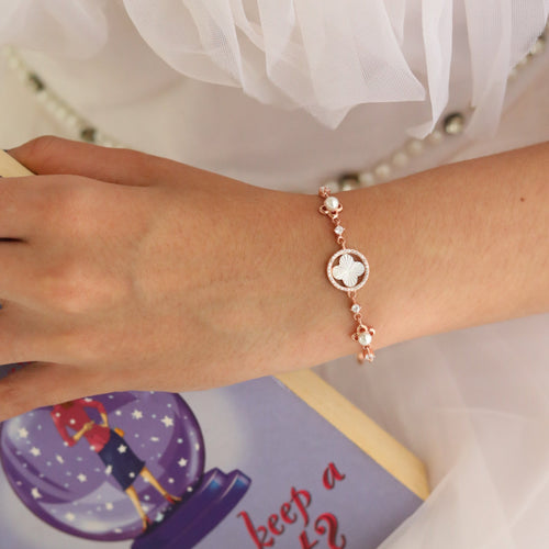 Graceful Bloom: Mother of Pearl Silver Bracelet