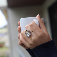 Load image into Gallery viewer, Blooming Grace