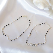 Load image into Gallery viewer, Midnight Grace Anklet