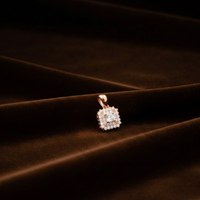 SQUARE HALO PENDANT SET